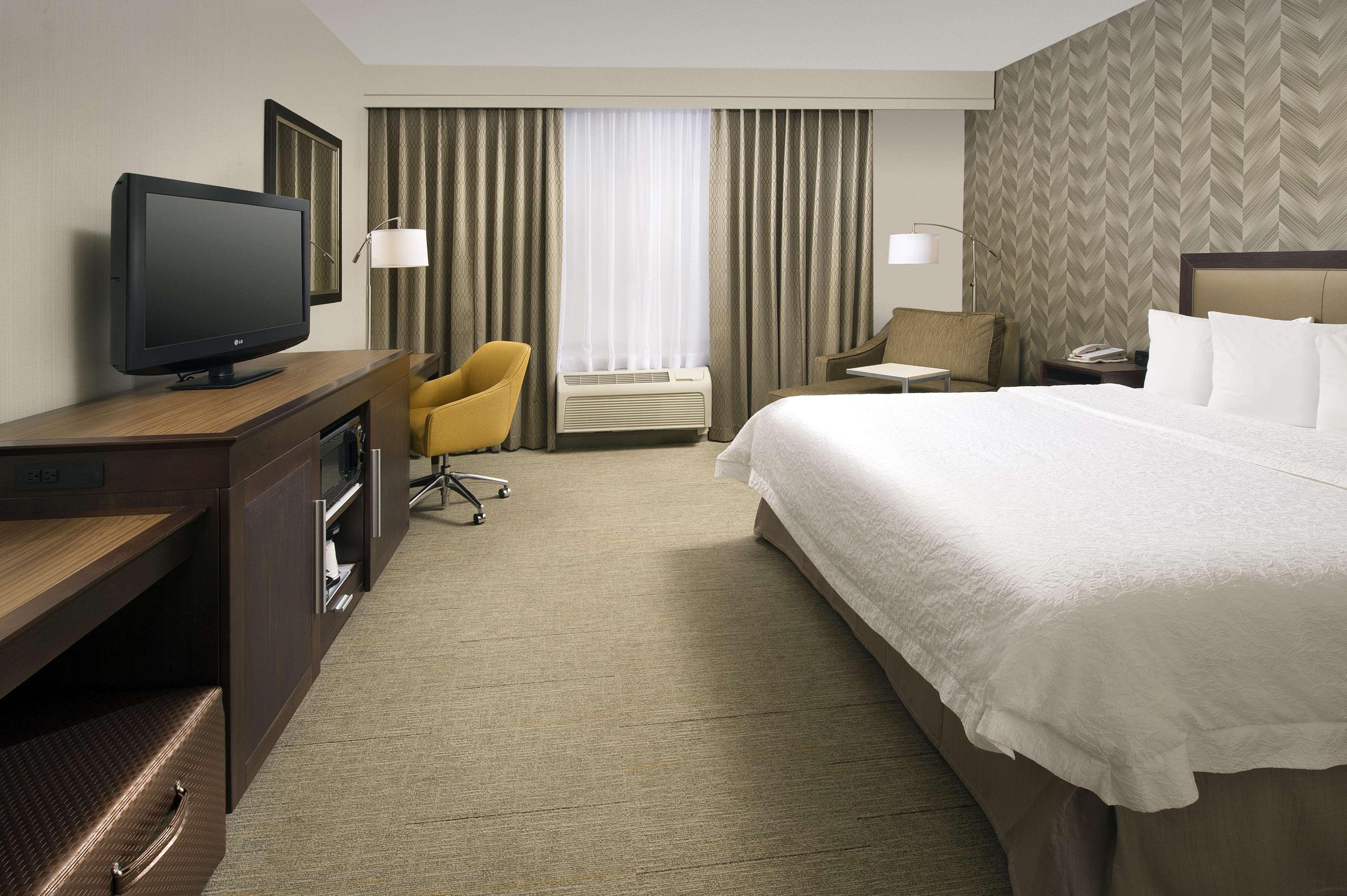 Hampton Inn Kansas City The Legends Esterno foto