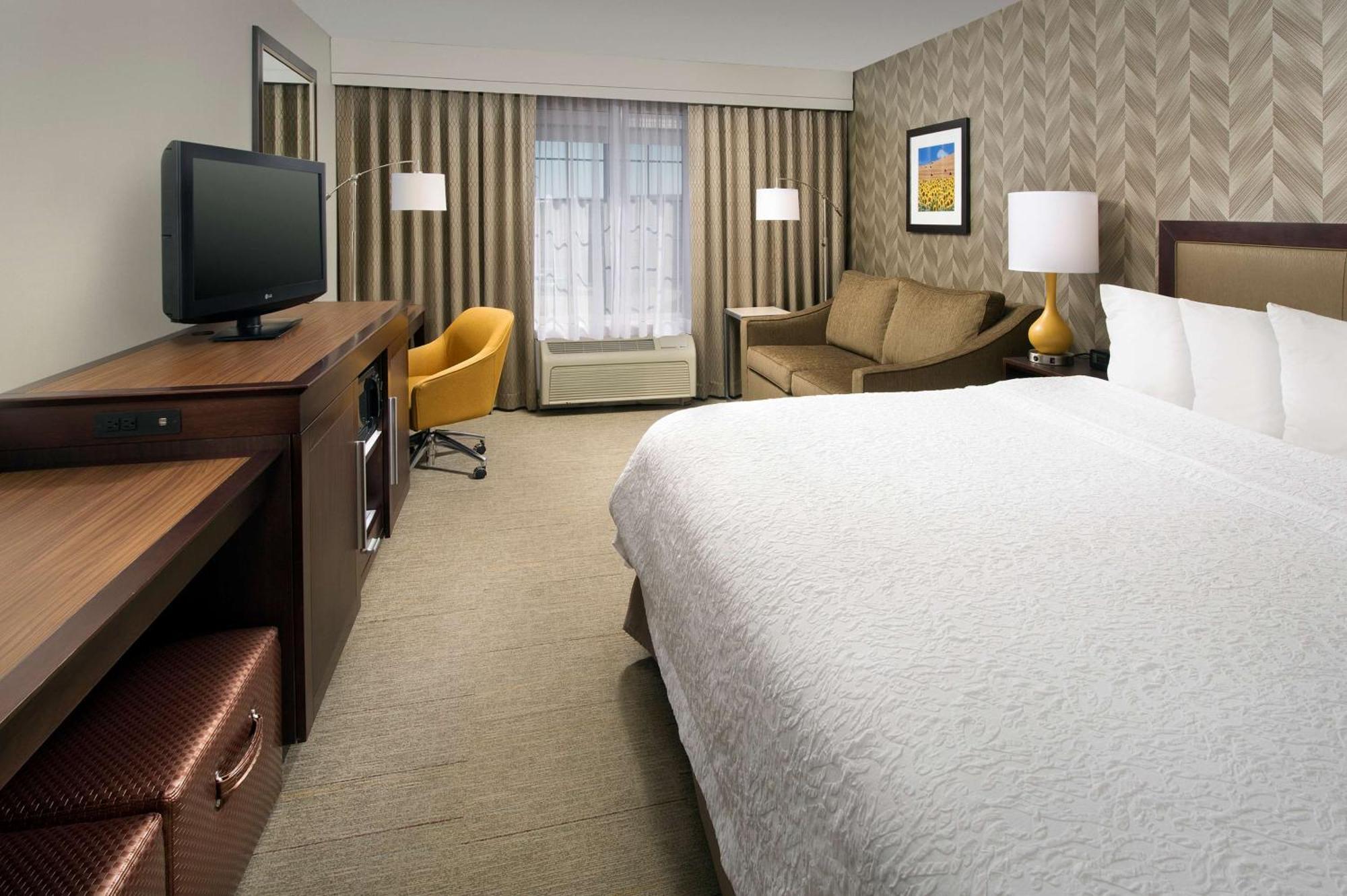 Hampton Inn Kansas City The Legends Esterno foto